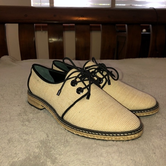 NWOT TORY BURCH Fawn Canvas Oxford Shoes Sz 6.5 - Picture 2 of 14